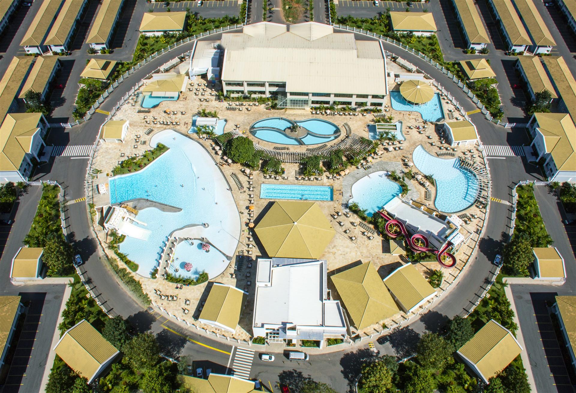 Hotéis em Caldas Novas com acesso ao parque: onde se hospedar e aproveitar ao máximo